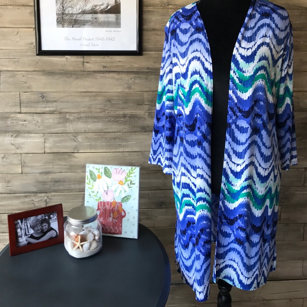 Travelers/Chico’s Scalloped Striped Duster Jacket